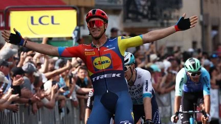 Critérium du Dauphiné 2025 : Jonathan Milan s'impose au sprint lors de la deuxième étape et s'empare du maillot jaune