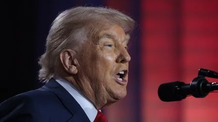 Aux Etats-Unis, Donald Trump obtient des changements éditoriaux de la chaîne CBS en échange du feu vert au rachat de Paramount par Skydance