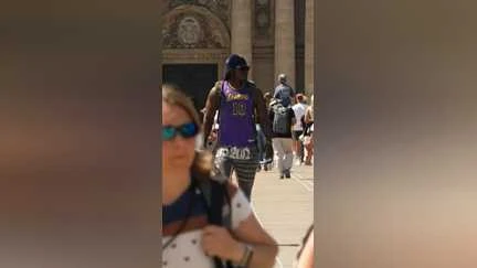 Christian traque les pickpockets dans Paris