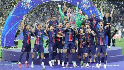 Victoire du PSG en Ligue des champions : parade sur les Champs-Elysées, réception par Emmanuel Macron, show au Parc des Princes... Retrouvez le programme des célébrations