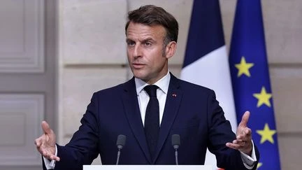 Près d'un an après la dissolution de l'Assemblée nationale, 74% des Français critiquent toujours la décision d'Emmanuel Macron