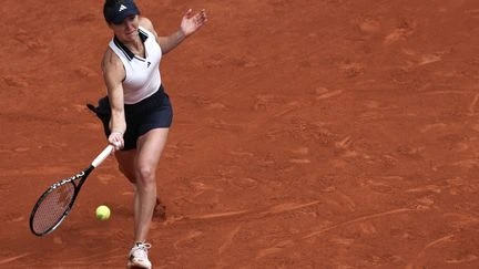 Roland-Garros 2026 : l'Ukrainienne Elina Svitolina renverse Belinda Bencic en huitièmes de finale, et retrouvera sa compatriote Marta Kostyuk en quarts