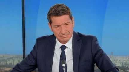 « La dissolution ne ferait qu’enraciner le problème » : pour David Lisnard, maire LR de Cannes et président de l’AMF