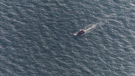 Bateau de migrants lacéré par des militaires français : 