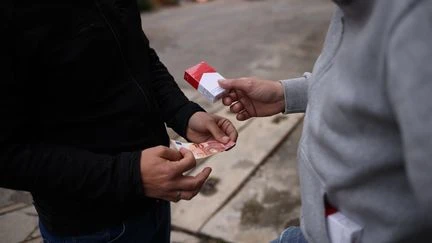 À Marseille, un marché noir de la cigarette très structuré, aux méthodes comparables à celles du trafic de stupéfiants