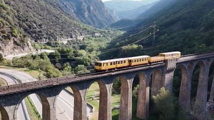 Les Pyrénées Catalanes s'offrent aux passagers du Train Jaune, qui a repris du service