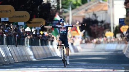 Giro 2025 : l'Allemand Nico Denz s'impose en solitaire sur la 18e étape, le Mexicain Isaac Del Toro toujours en rose