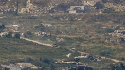 Guerre au Moyen-Orient : après un accord sur un cessez-le-feu entre Israël et le Liban, le Hezbollah dit avoir visé l'armée israélienne dans le sud du pays