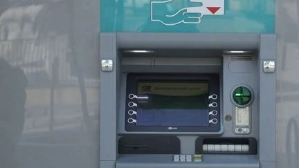 Cartes hors service, tempêtes, cyberattaques : l’argent liquide retrouve toute son importance