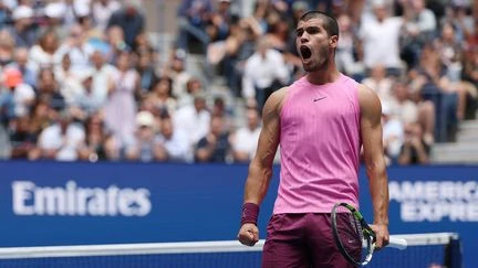 US Open 2025 : Carlos Alcaraz en démonstration face à Jiri Lehecka pour rejoindre les demi-finales