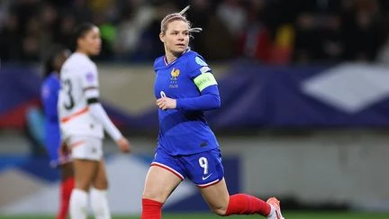 Football : une allée Eugénie Le Sommer inaugurée près de Dieppe