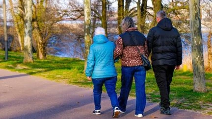 Impôts des retraités : ce que changerait le passage d'un abattement fiscal de 10% à un plafond de 2 000 euros par an