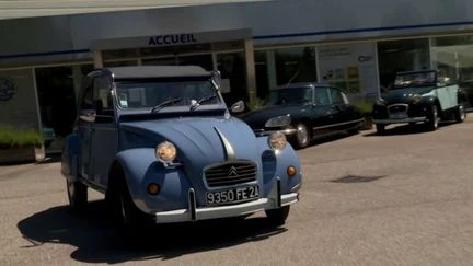 2CV électrique, Mélenchon veut casser les empires médiatiques, détecteurs anti-triche au bac : ça dit quoi ce 20 mai ?