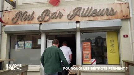 Quand le bar, unique commerce du village, baisse le rideau