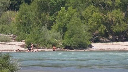 Vague de chaleur : les dangers des baignades sauvages