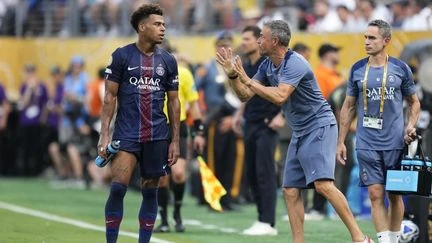 Supercoupe d'Europe : nouveau statut, gestion de la fraîcheur physique, défense… Quels défis attendent le PSG à l'aube de la saison d'après ?