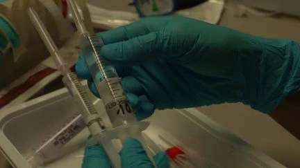 Anesthésiste : alors que le procès de Frédéric Péchier s’ouvre, comment la profession vit avec la pression ?