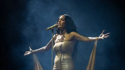 Amel Bent, la pop et ensuite