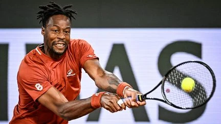 Roland-Garros 2025 : mené 2 sets à 0, Gael Monfils fait le show et renverse Hugo Dellien après un long combat