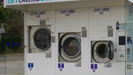 Consommation : les laveries automatiques à l'assaut des parkings de supermarchés