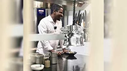 Le chef Jules Niang, ambassadeur de la Mauritanie et du Sénégal