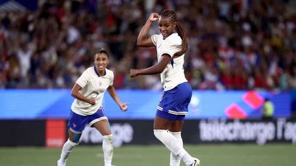 Foot : les Françaises terminent leur préparation à l'Euro 2025 par une victoire renversante face au Brésil