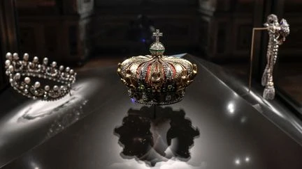 La Galerie d'Apollon du Musée du Louvre, visée par un braquage dimanche, abrite les Diamants de la Couronne de France