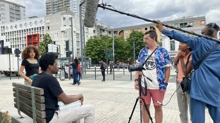 Filme l'avenir : des jeunes de Vitry-sur-Seine font leur cinéma avec et comme des vrais professionnels