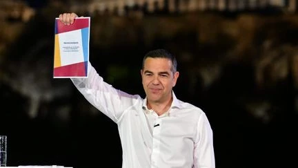 L'ancien Premier ministre grec Alexis Tsipras annonce son retour en politique