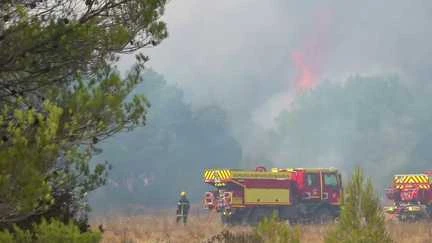 Le Var et la Corse face à des incendies imprévisibles