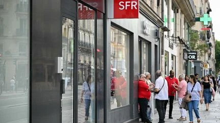 Chez SFR, les salariés redoutent les conséquences du rachat