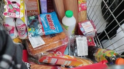 Courses XXL et anticipation des promotions : ces Français qui chassent les bons plans