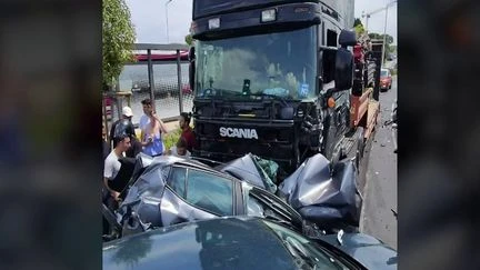 Carambolage géant : un poids lourd fonce sur 22 voitures à Antibes