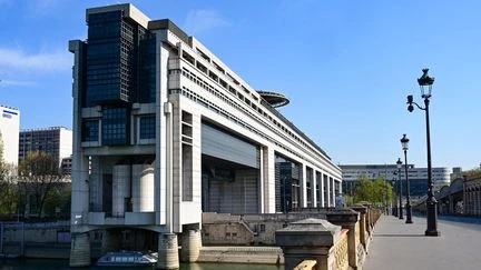 Coup de chaud sur les finances publiques