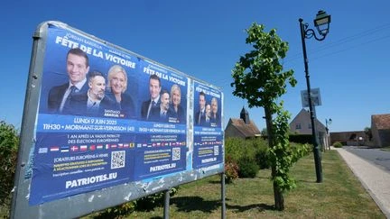 La gauche et Renaissance organisent dans le Loiret deux contre-manifestations au rassemblement de l'extrême droite européenne