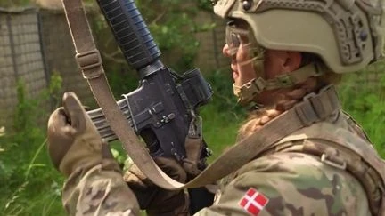 Au Danemark, le service militaire devient obligatoire pour les femmes majeures