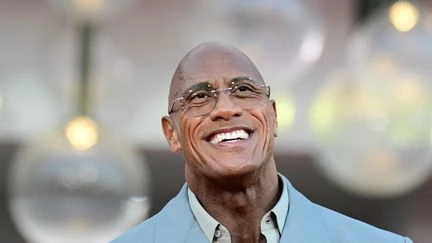 Mostra de Venise : l'acteur et ancien catcheur The Rock fait sensation dans le film 