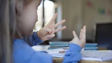 Il est très important de compter sur ses doigts