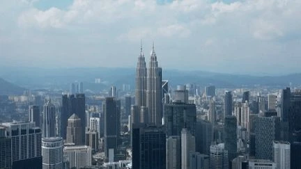 Architecture : à Kuala Lumpur, le vertige des tours géantes Petronas