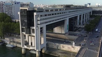TVA des autoentrepreneurs : la réforme d'abaissement des seuils pourrait faire son grand retour en 2026, les commerçants inquiets