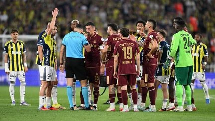 Foot : des centaines d'arbitres accusés par la Fédération turque d'avoir parié sur des matchs en Turquie
