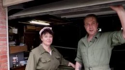 Normandie : un couple passionné par la Seconde Guerre mondiale plonge dans le passé