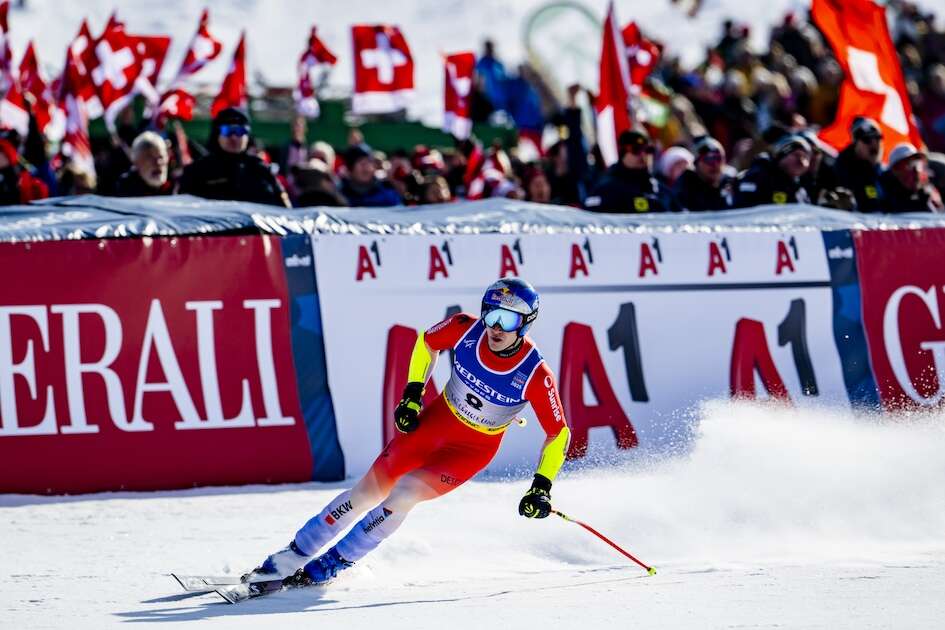 Das Geschäft schmilzt ihm weg - doch dann hat Ski-Chef rettende Idee