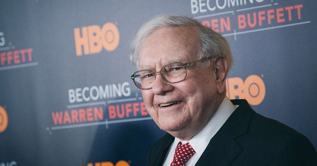 Warren Buffett meldet Rekordgewinn und verteidigt Cash-Reserven über 334 Milliarden Dollar