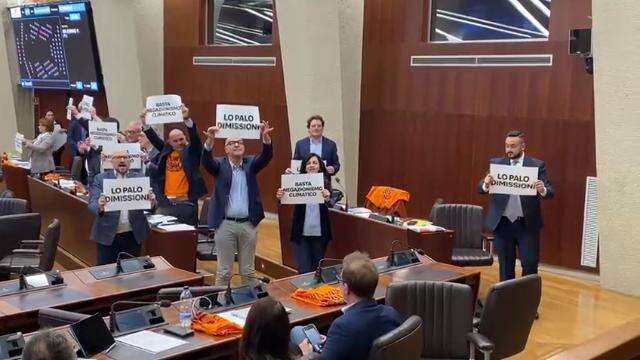 L'opposizione protesta in aula e chiede le dimissioni di Lucia Lo Palo, presidente 'negazionista' di Arpa