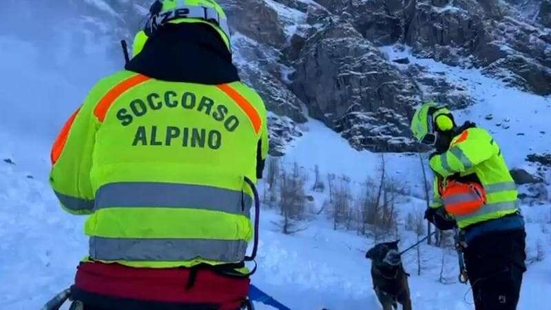 Due escursionisti dispersi sulla Grignetta: quattro squadre al lavoro tra neve e vento forte   