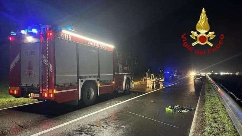 Travolto mentre soccorre un’auto in panne con il suo carro attrezzi: morto Michele Dibiase