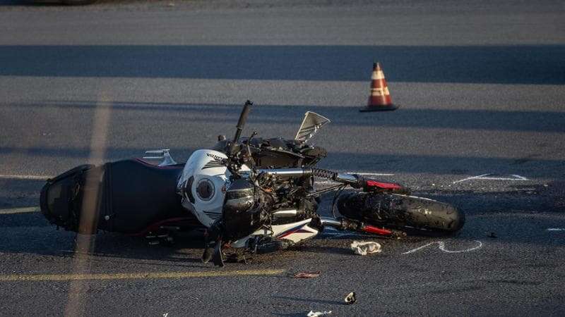 Andrea Di Giacomo, chi era il motociclista di 34 anni morto a Milano nello schianto contro un bus