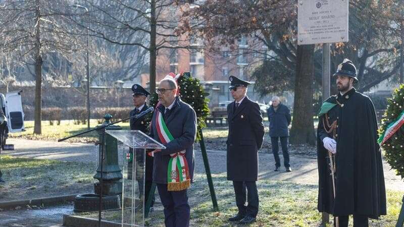 Cerimonia in ricordo di Nicolò Savarino, vigile morto in servizio: “Memoria per costruire futuro”