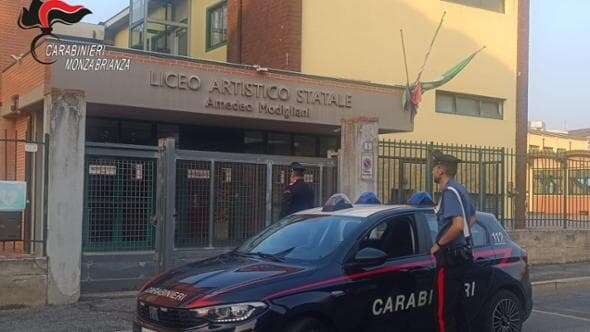 Colpiva scuole, cantieri e aziende: arrestato a Besana Brianza un 36enne accusato di furti seriali